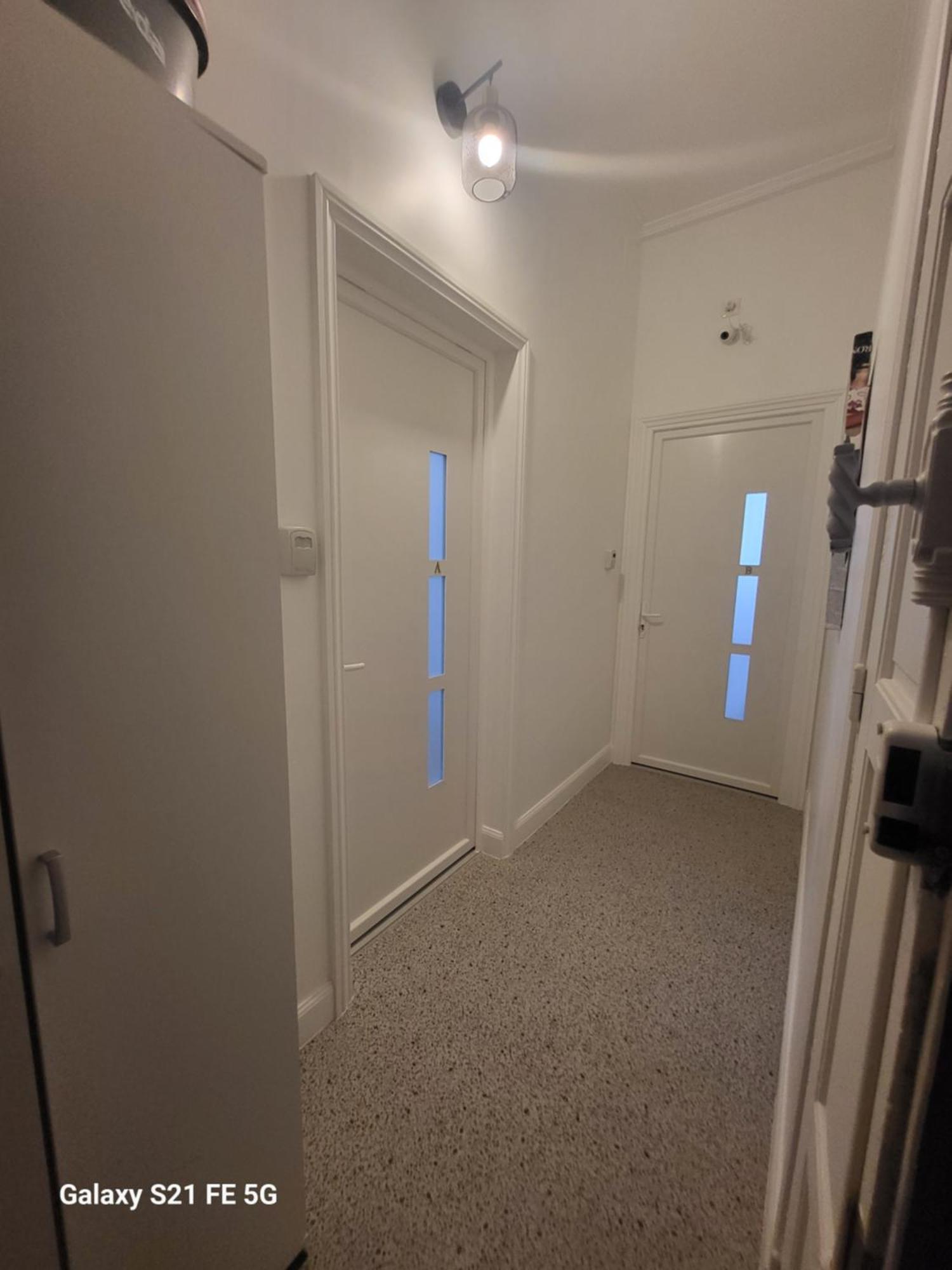 Appartement Grand T2 Cours Napoleon B *